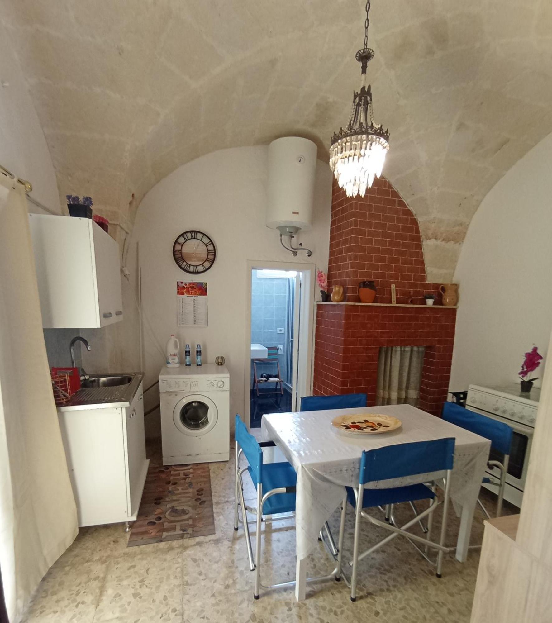 Villa Casa Vacanza Nonna Emma à Lizzano  Extérieur photo